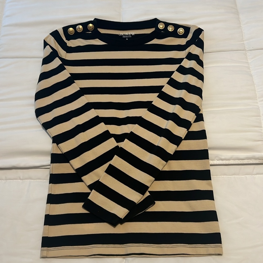 J.Crew Perfect-fit long-sleeve crewneck T-shirt with buttons - Picture 2 of 6